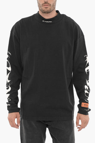 Long Sleeved Turtle-neck T-Shirt