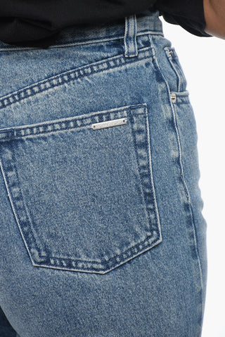 Jeans mit geradem Bein und Distressed-Detail