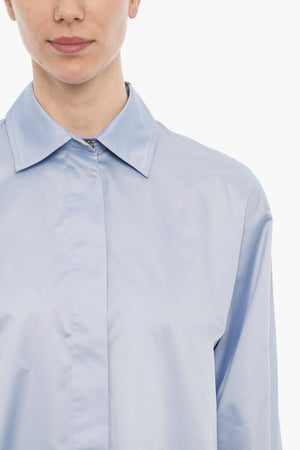 Oversize-Hemd aus Satin