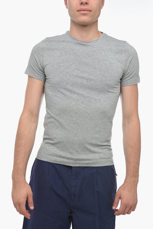 Slim-Fit T-Shirt mit kurzen Ärmeln