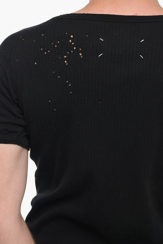T-Shirt in Cotone a Coste con Dettaglio Hole