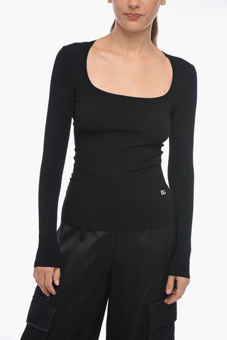 Crew Neck Stretch Fabric Sweater