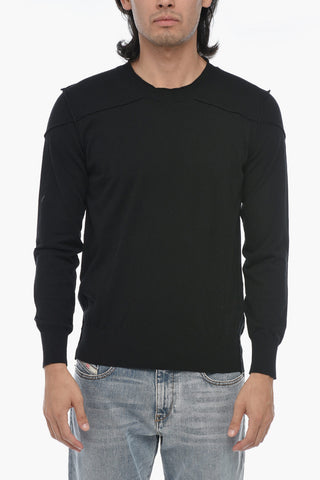 Crewneck Pullover With Visible Seams