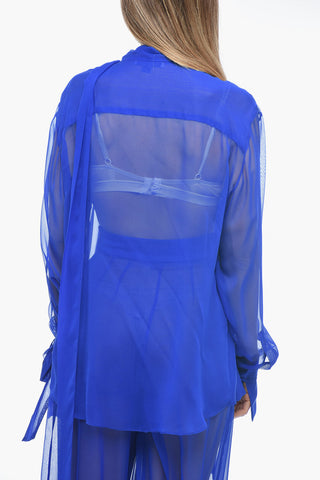 Schluppenbluse aus Seidenchiffon mit gebundenen Manschetten
