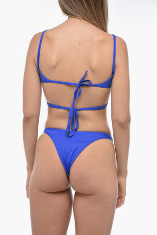 Einfarbiger Bikini mit Cut-Out-Detail