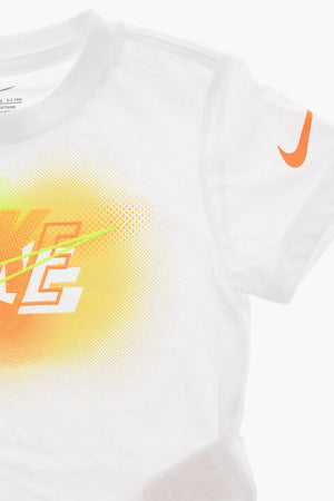 Dri-Fit T-Shirt und Shorts Set mit bedrucktem Logo