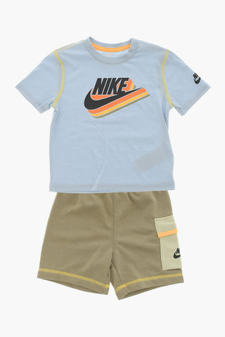 Set T-Shirt and Shorts with Visible Seams