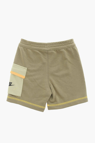 Set T-Shirt and Shorts with Visible Seams