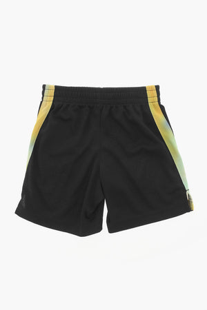 Set T-Shirt e Shorts con Banda Laterale Sfumata