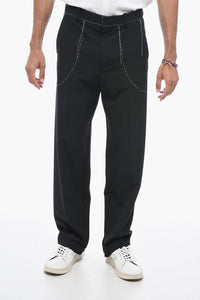 Maßgeschneiderte Hose mit Steppnähten