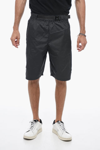 ATHLEISURE DIAG OUTLINE Shorts with Printed Detailing