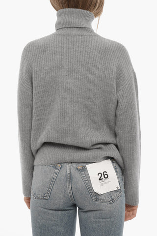 Cashmere Turtle-neck Sweater
