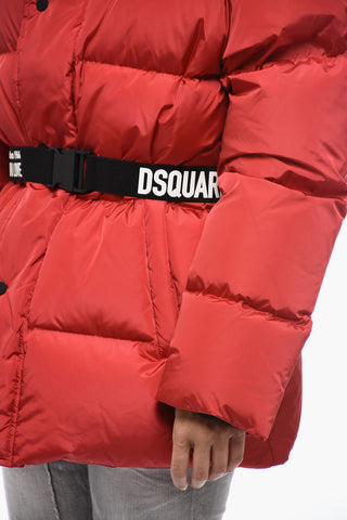 Piumino a Collo Alto con Cintura Logata