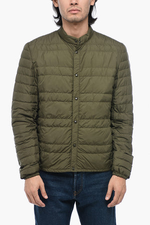 Leichte gesteppte Jacke mit Rundhalsausschnitt