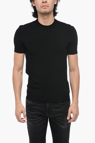 Slim Fit Solid Color Crew-Neck T-shirt