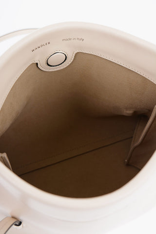 JOANNA Shoulder Bag with Magnetic Closure