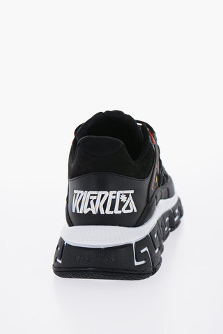 Low-Top TRIGRECA Sneakers With Iconic Print