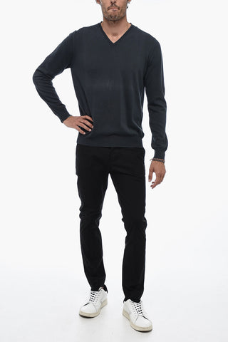 Oversized V-neckline Sweater
