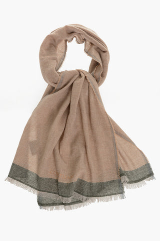 Sciarpa in Cashmere e Seta con Fondo Sfrangiato