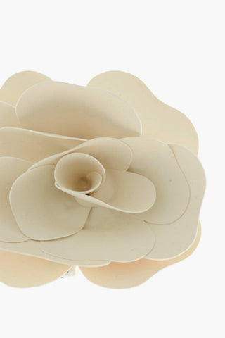 Flower-Shaped Latex Brooch