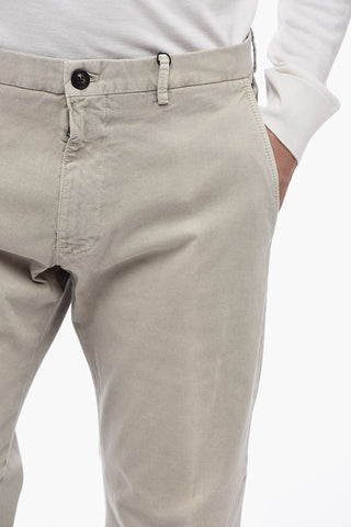 Pantaloni Chino Testurizzato con Fit Slim