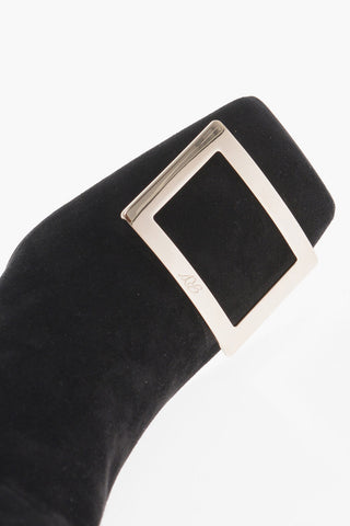 Stivaletti In Suede Con Fibbia Statement Tacco 8 cm