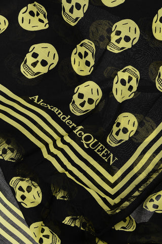 Foulard BIKER with All-Over Contrast Skulls