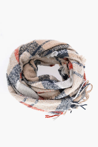 Bouclè Fabric Tartan Motif Scarf with Fringes