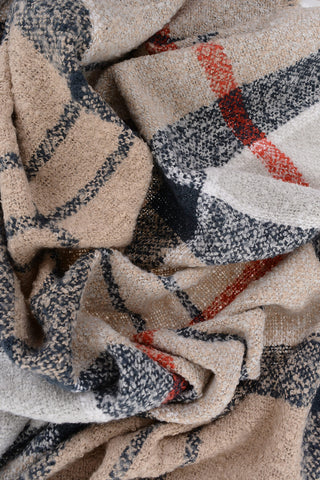 Bouclè Fabric Tartan Motif Scarf with Fringes