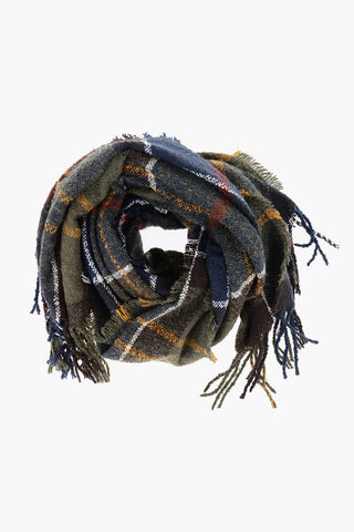 Bouclè Fabric Tartan Motif Scarf with Fringes