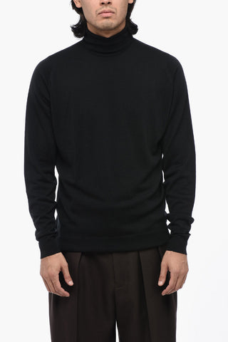 Maglia a Collo Alto in Lana Merino