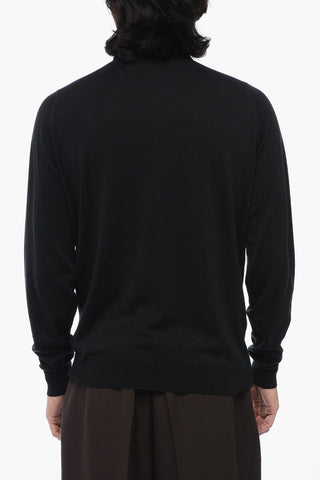 Maglia a Collo Alto in Lana Merino