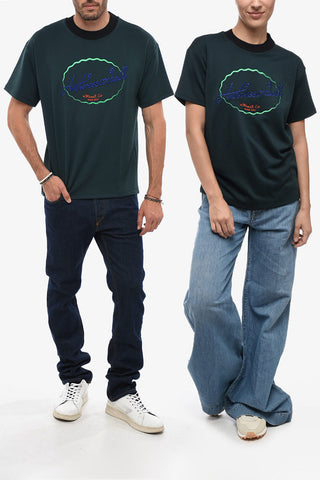 Besticktes Rundhals-T-Shirt