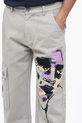 Jeans Cargo Regular Fit con Ricami a Contrasto 24cm