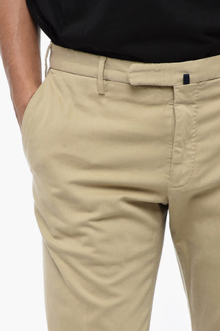 Pantaloni Chino Slim Fit in Tessuto Stretch