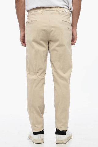 Stretch Fabric Slim Fit Chino Pants