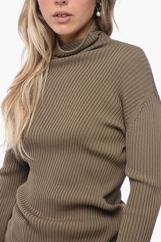 Assimetric Ribbed Sweater