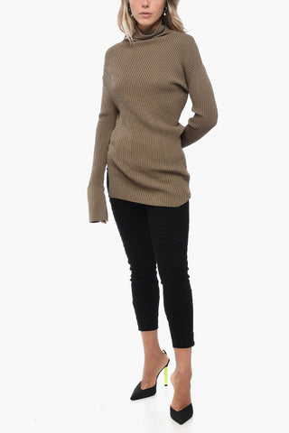 Assimetric Ribbed Sweater