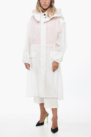 Trenchcoat aus Chiffon in Seidenmischqualität mit abnehmbarer Kapuze