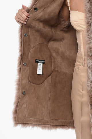 Cappotto Smanicato in Shearling con Bottoni a Pressione
