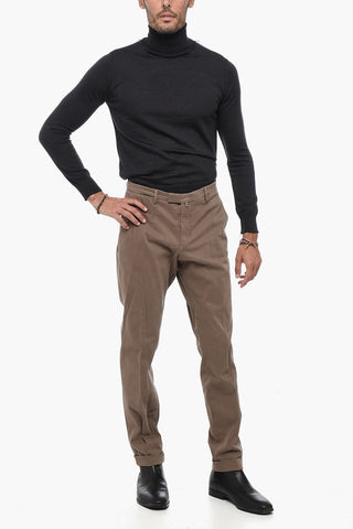 Stretch Fabric Slim Fit Chino Pants