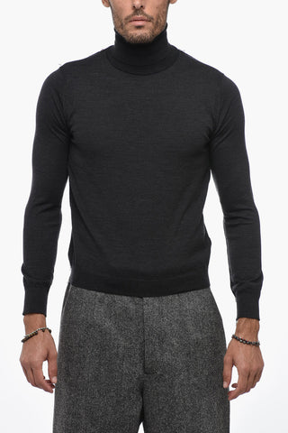MM4 UNISEX Wool Sweater with Stitchies Detail