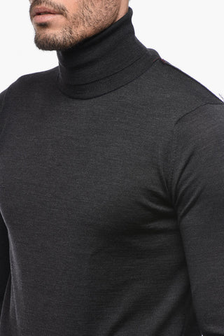 MM4 UNISEX Wool Sweater with Stitchies Detail