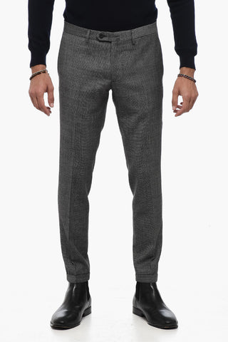 Pantaloni a Micro Quadri ad Orlo con Risvolto