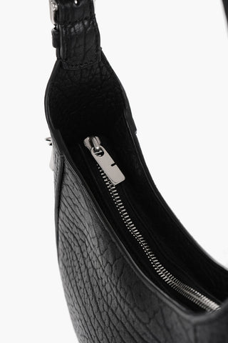 Borsa a Spalla CHESS BAGUETTE in Pelle Martellata con Dettaglio Argentato