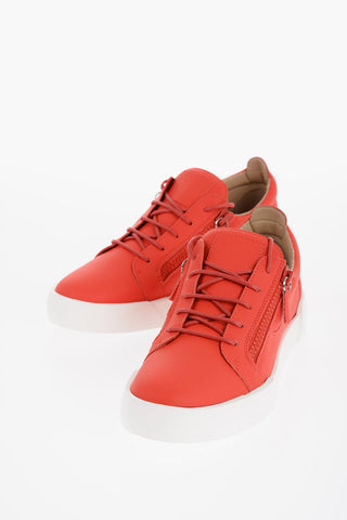 Solid Color Low Top Sneakers with Contrasting Sole