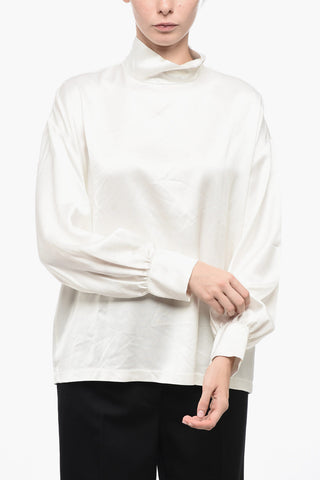 Blusa a Collo Alto Effetto Satin con Polsini