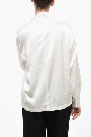 Blusa a Collo Alto Effetto Satin con Polsini