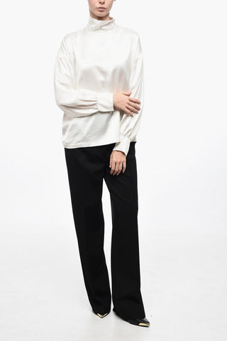 Blusa a Collo Alto Effetto Satin con Polsini