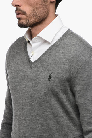 Maglia in Lana con Collo a V